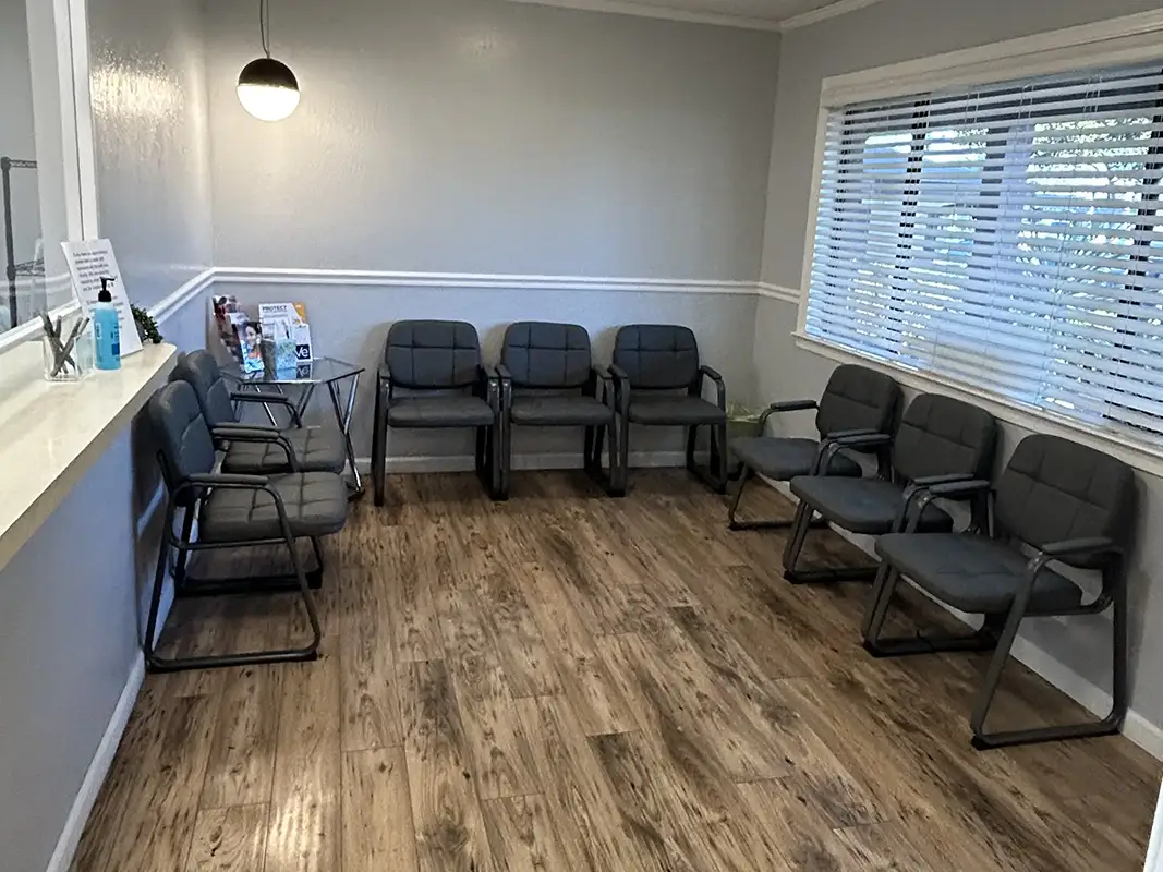 Waiting area of the Salinas location